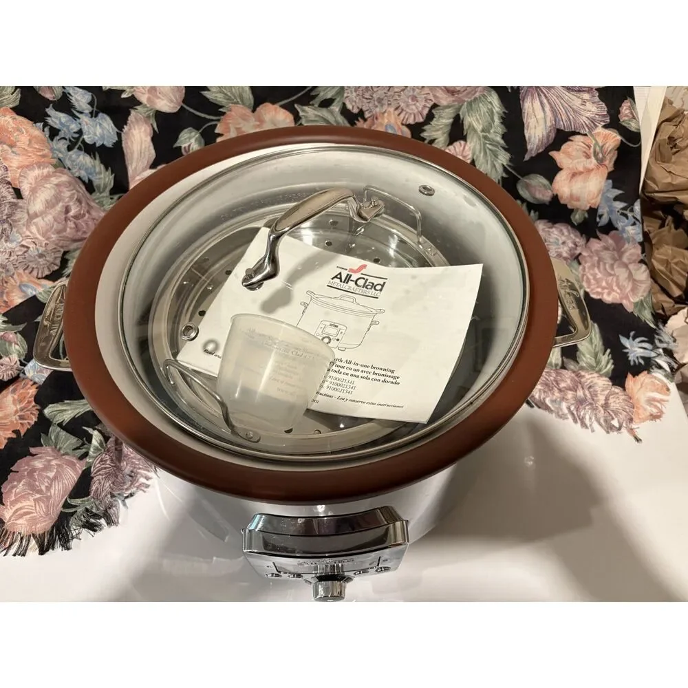 All-Clad 5qt Crock Base and lid ONLY *NO CROCK